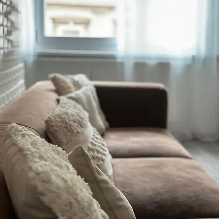 Elena Appartement *